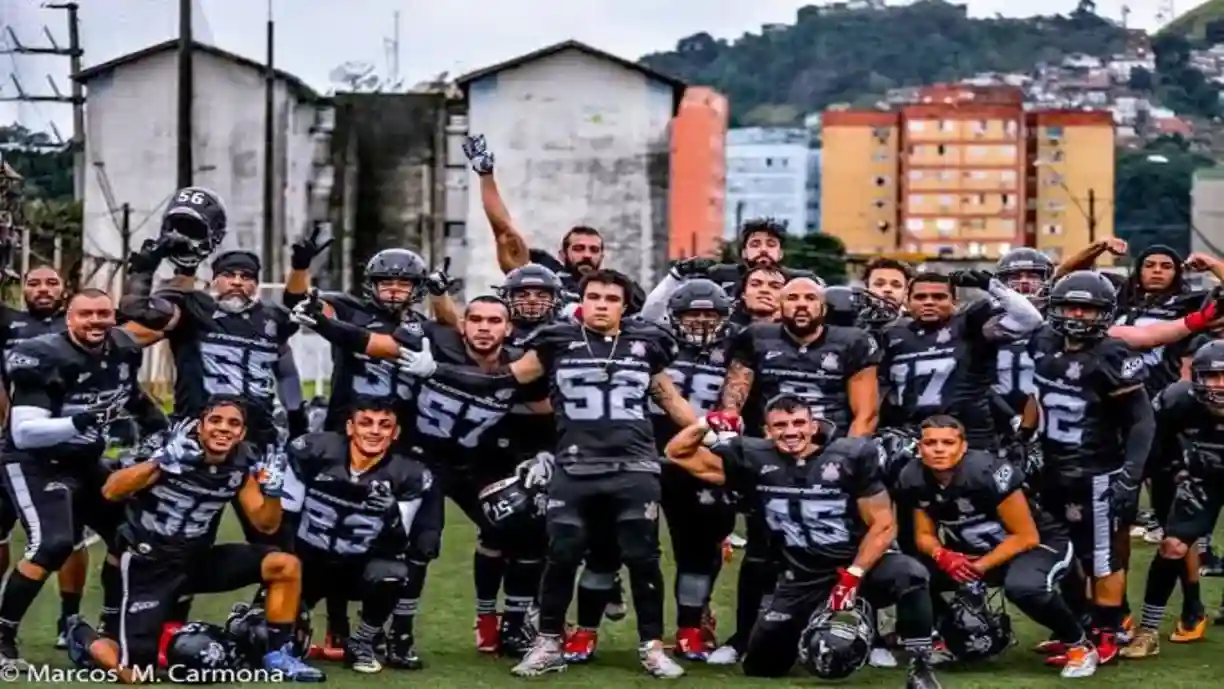 Time de futebol americano do Corinthians se prepara para a temporada 2025 com novidades no elenco