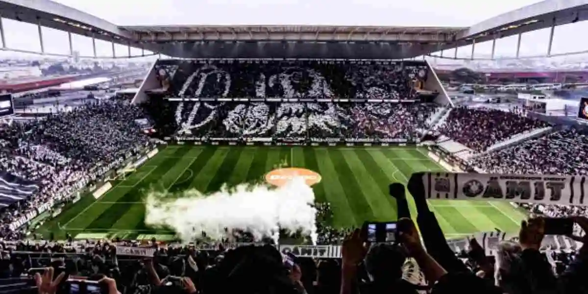 Torcida do Corinthians na Neo Química Arena. Foto: Danilo Fernandes / Meu Timão