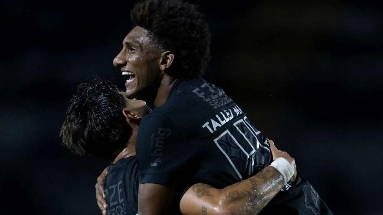Corinthians iguala campanha de campeão no Paulista