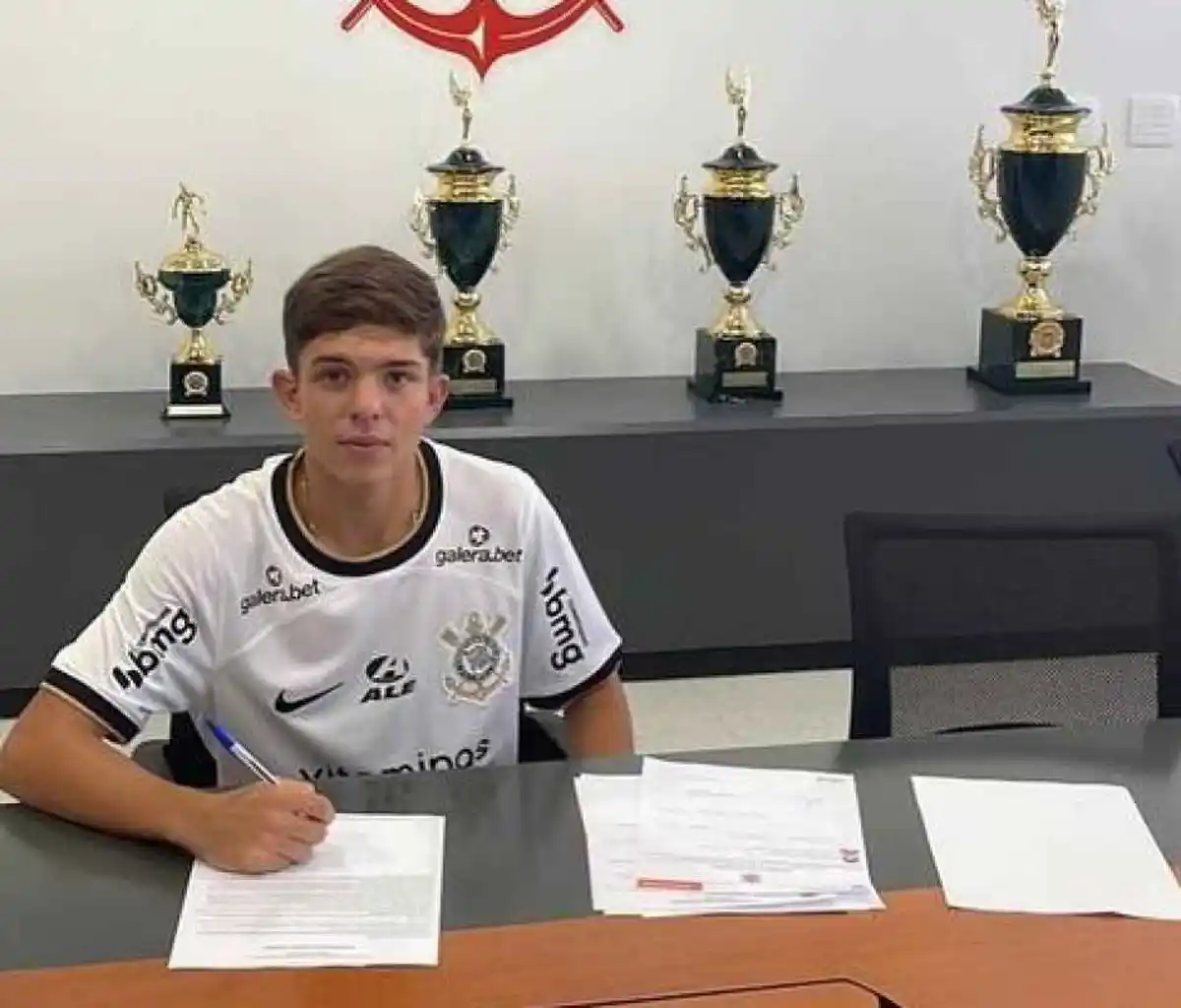 O atacante Caio Egidio foi contratado no ano de 2023 para atuar no Sub-20 do Corinthians, mas rescindiu o contrato por falta de oportunidades. Foto: reprodução