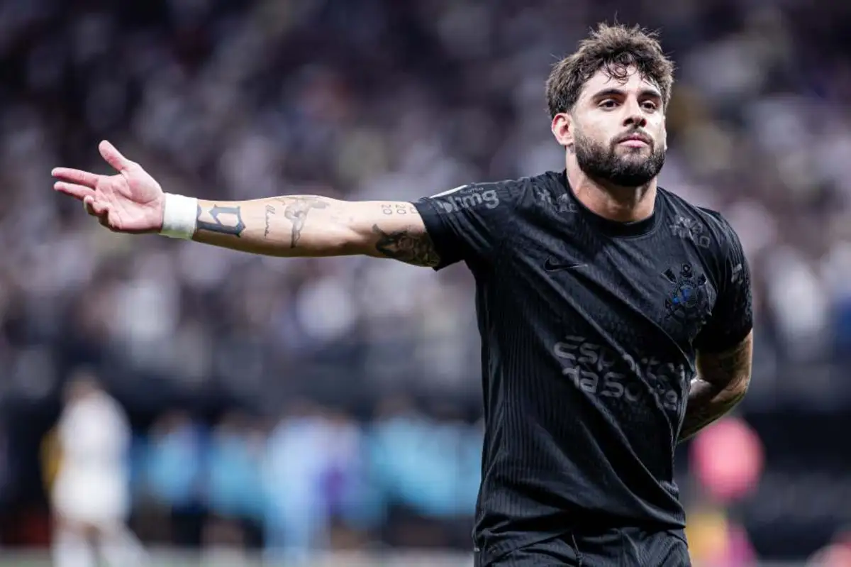 A torcida do Corinthians avaliou o desempenho de todos os jogadores incluindo arbitragem após a estreia da equipe. Foto: Danilo Fernandes / Meu Timão