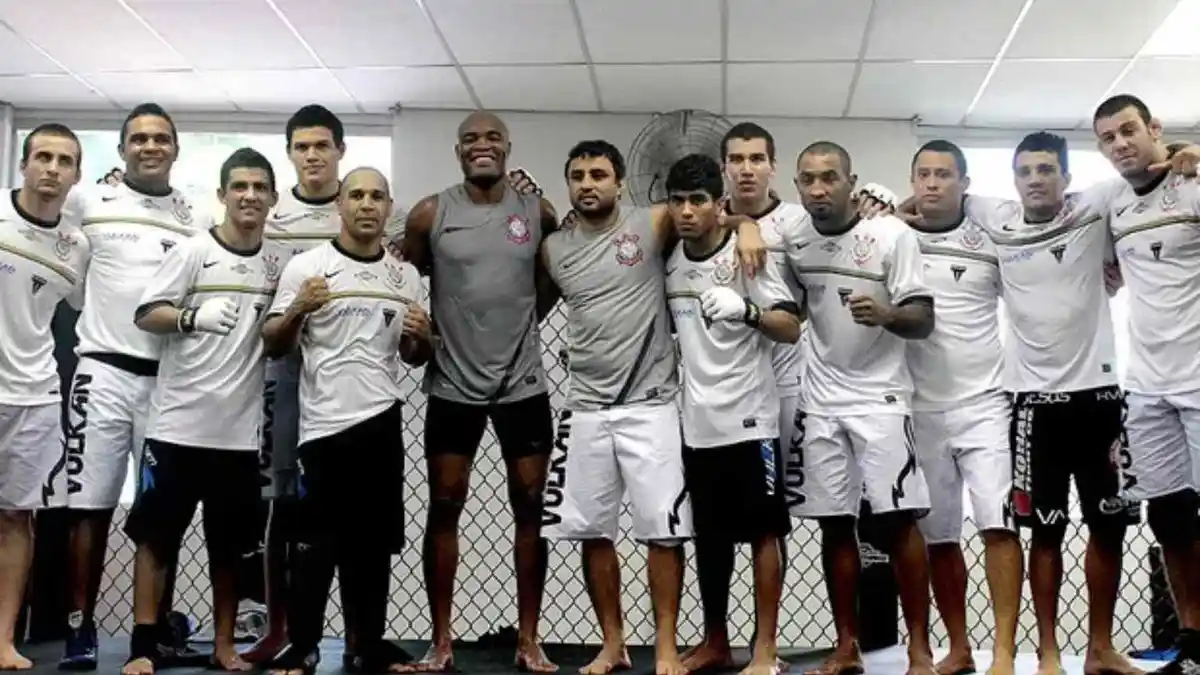 Corinthians MMA: Formação de Campeões e Expansão no Mundo das Artes Marciais Mistas