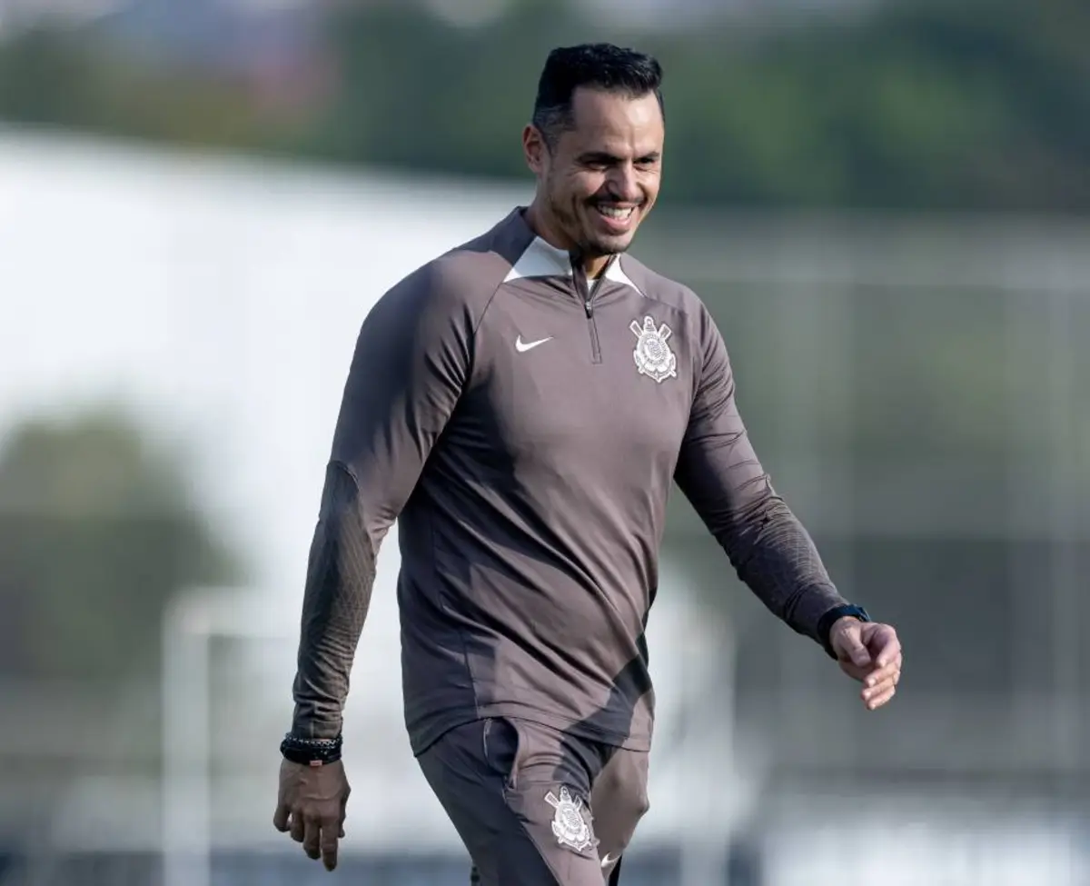 Preparador físico do Corinthians recebe elogios por trabalho na pré-temporada