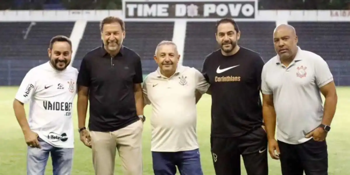 Corinthians regulamenta uso de celulares na base para estimular interação entre atletas