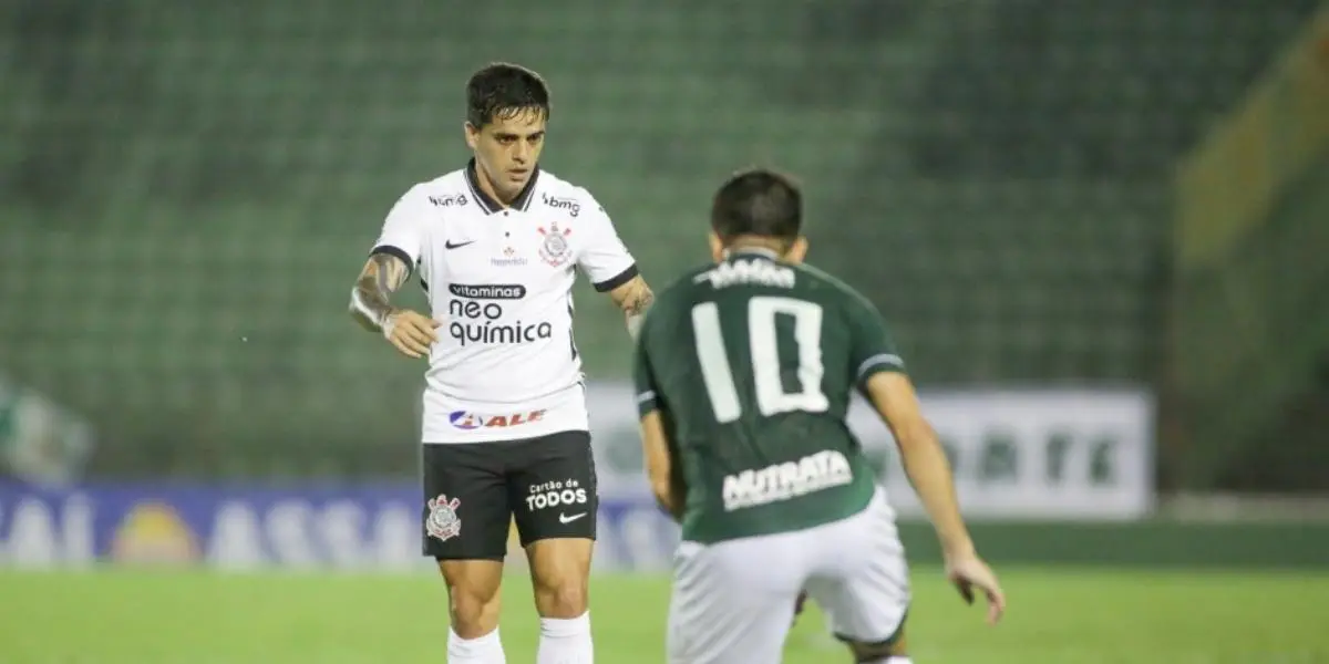 Um dos duelos recentes entre Corinthians e Guarani. Na imagem, é possível ver Fagner disputando a bola. Foto: Rodrigo Coca / Corinthians