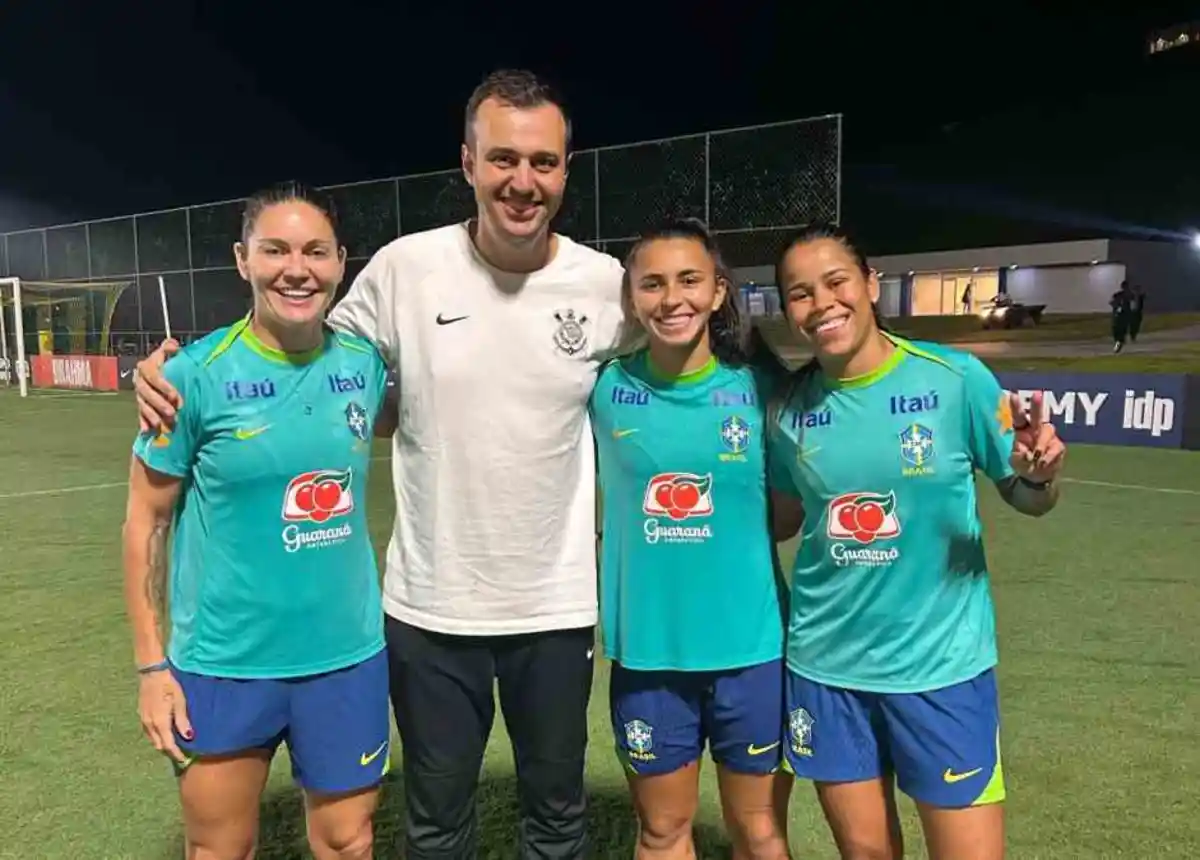 Lucas Piccinato valoriza aprendizado na CBF e projeta temporada do Corinthians Feminino