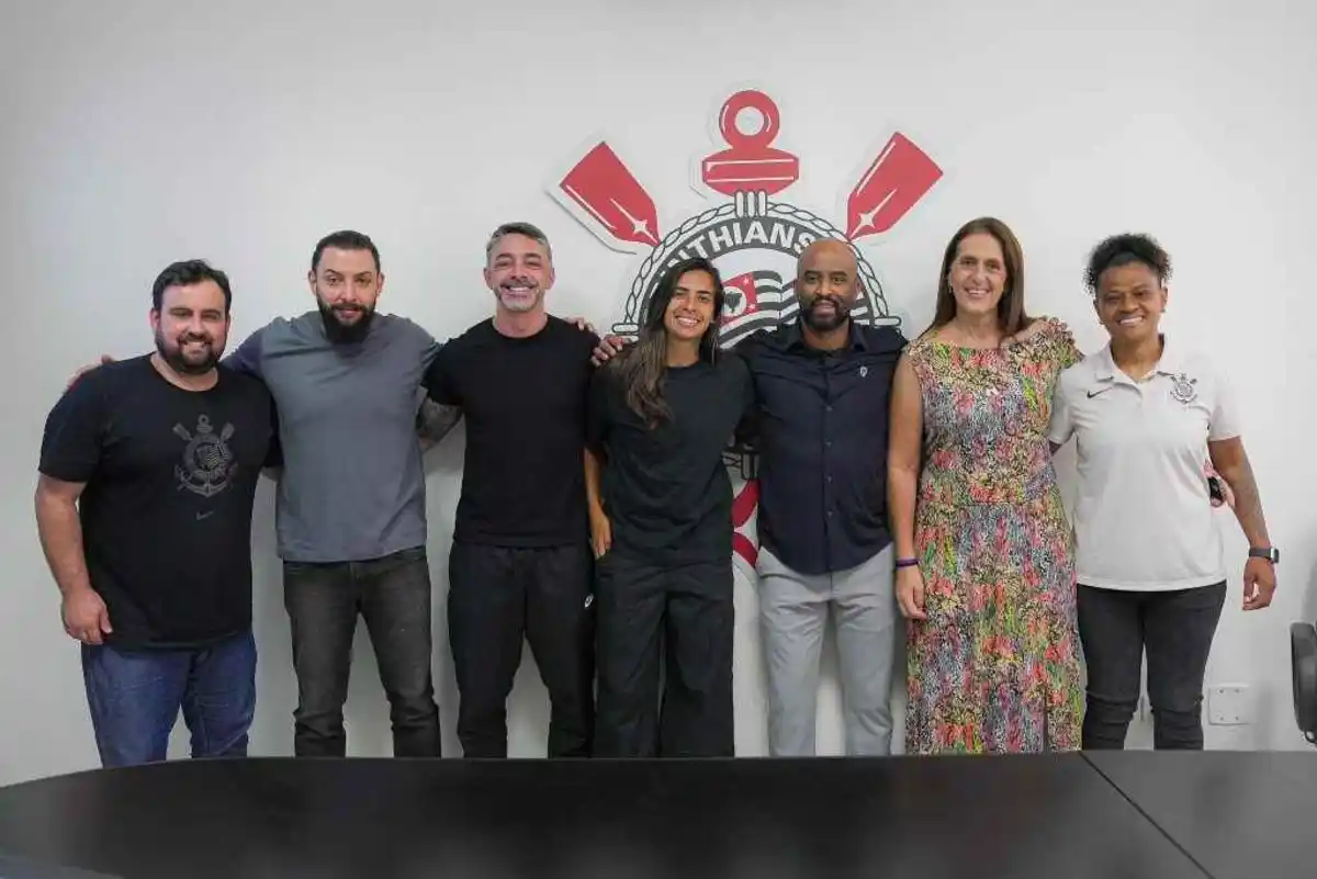 Os gestores dos departamentos de futebol feminino e masculino se reuniram com a Nike para alinhar demandas.  Foto: Divulgação Corinthians