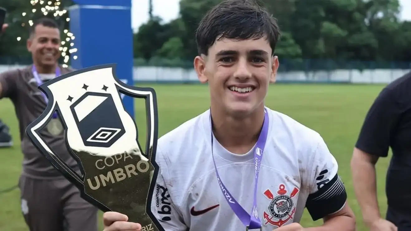 Filho de Fagner deixa o Corinthians e vai para o Cruzeiro