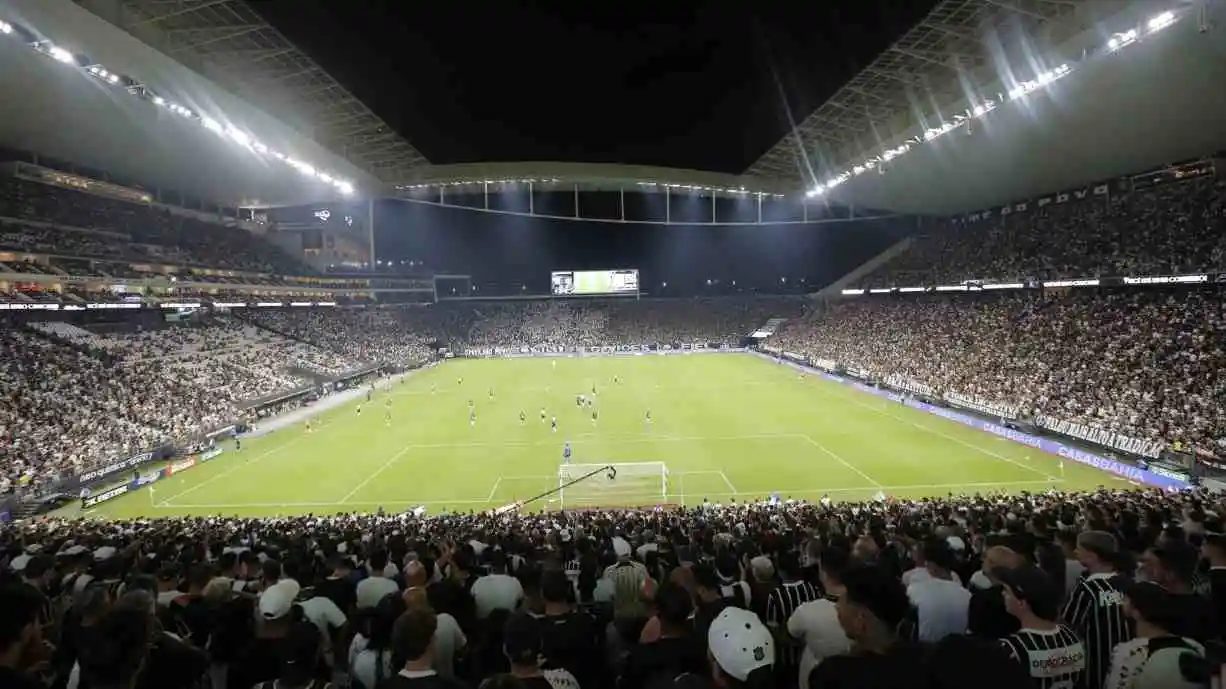 Atualmente, a vaquinha para quitação da arena já arrecadou mais de R$ 37 milhões por meio das contribuições da torcida - Foto: Jose Manoel Idalgo / Corinthians