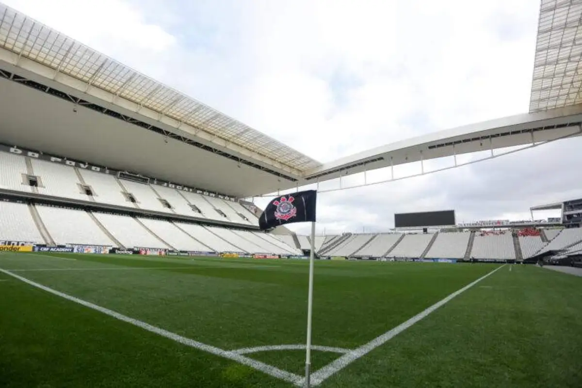 Gaviões da Fiel paga novo boleto da Arena do Corinthians