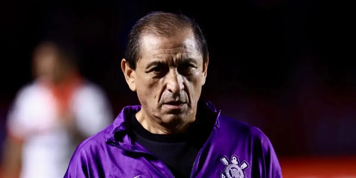 Ramón Díaz, técnico do Corinthians, durante o jogo contra a equipe do São Paulo, no Morumbi. Foto: Marcello Zambrana/AGIF