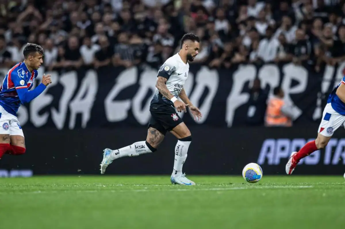 Raniele tem se provado um "cão de guarda" dentro de campo defendendo o Corinthians. Foto: Jhony Inacio / Meu Timão