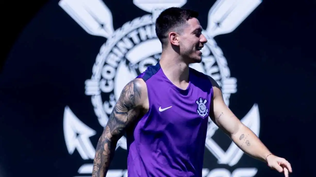 Irmão de Rodrigo Garro faz tatuagem em alusão ao Corinthians