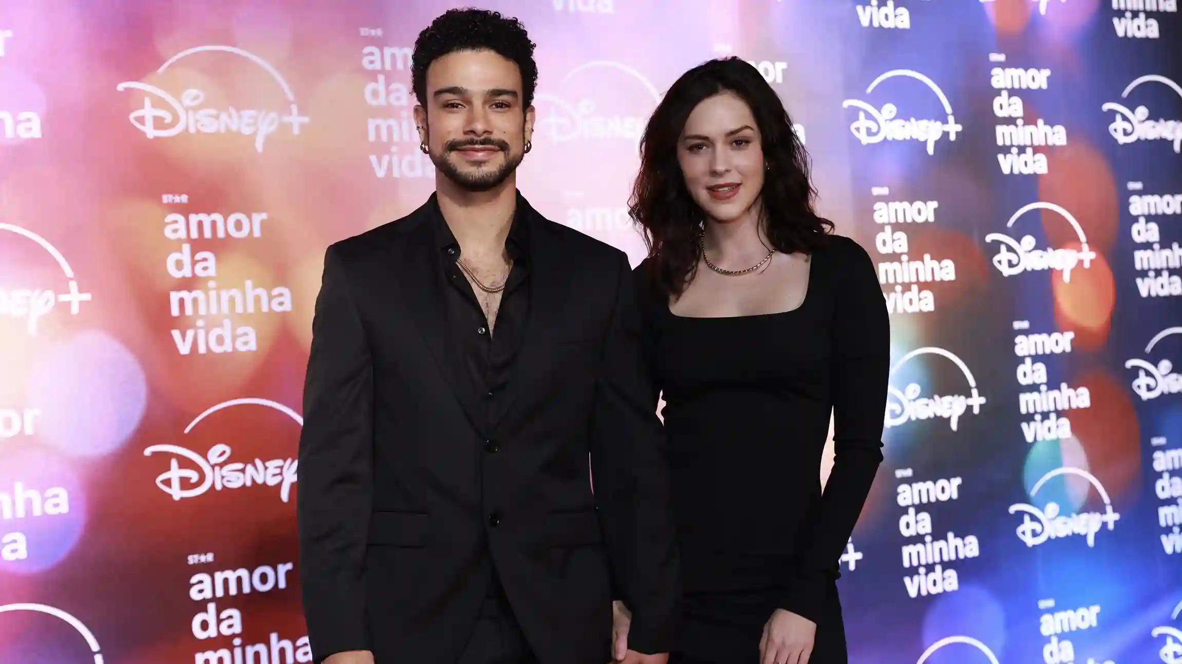 A atriz Sophia Abrahão comenta sensação de atuar com o seu marido em série da Disney Plus e celebra sucesso no streaming - Foto: Roberto Filho/Brazil News