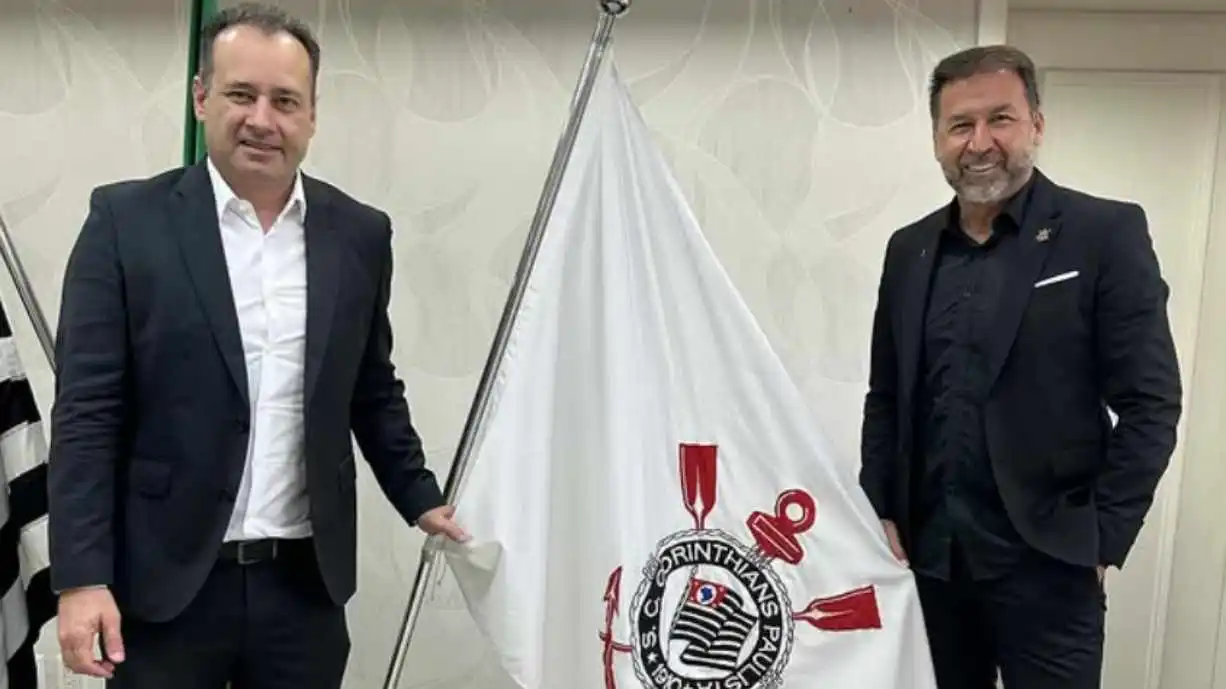 Diretor de Negócios Jurídicos do Corinthians, Vinicius Cascone, rebateu acusação de fraude por empresário - Foto: Reprodução