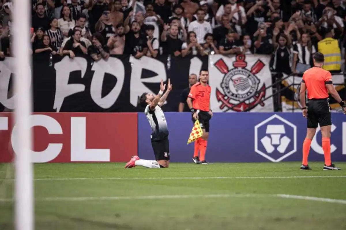 Yuri Alberto comemora gol marcado na partida contra a equipe Universidad Central da Venezuela na Libertadores. Foto: Wanderson Oliveira / Meu Timão