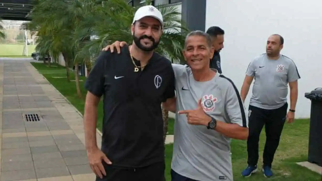 Zé Augusto tem longa história no Corinthians, onde trabalha com as categorias de base desde 2010 - Foto: Reprodução