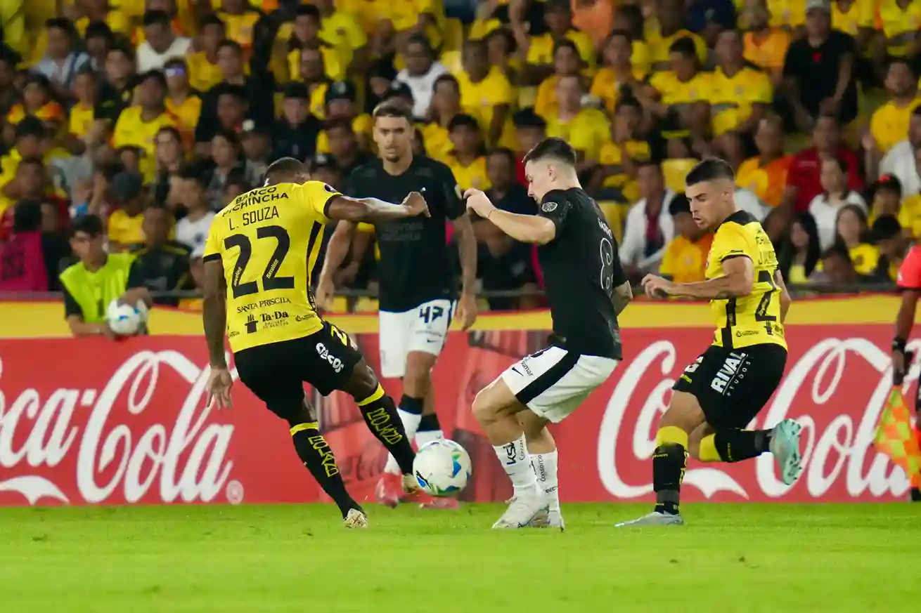 Confira a provável escalação do Corinthians para o jogo contra o Barcelona pela Libertadores - Foto: Divulgação/Conmebol Libertadores