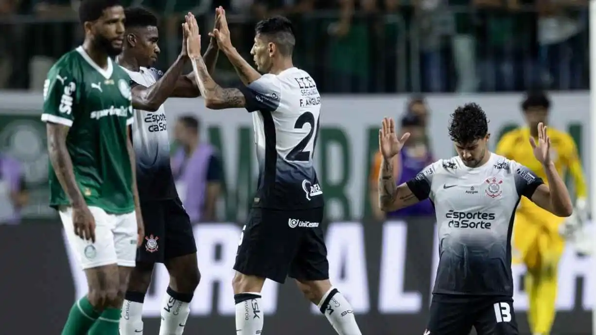 Com o gol de Yuri Alberto, o Timão garantiu a vantagem para o jogo de volta, que será disputado na Neo Química Arena - Foto: Rodrigo Coca / Corinthians