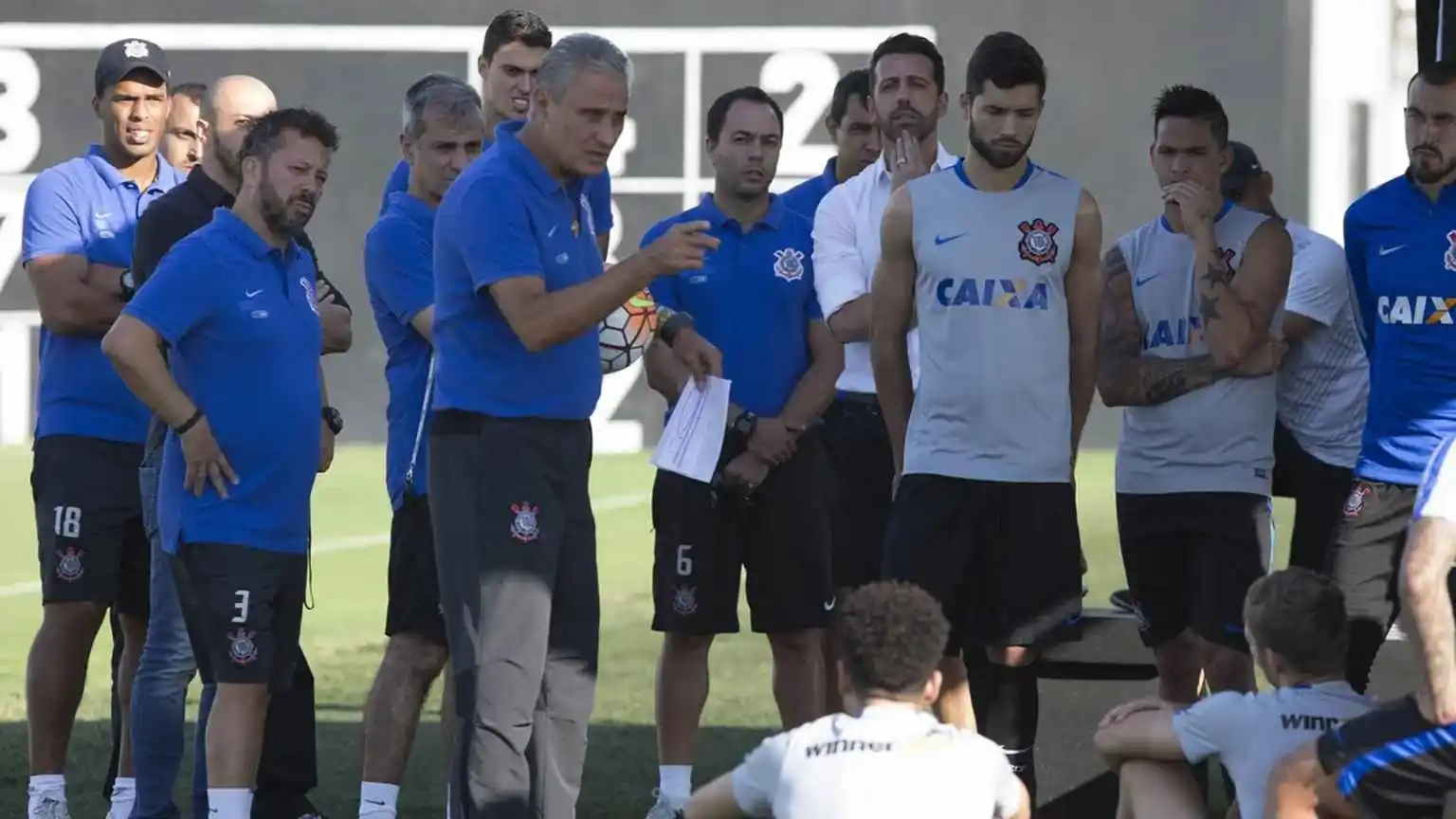 Fantasma de ex-Corinthians ainda assombra o Parque São Jorge