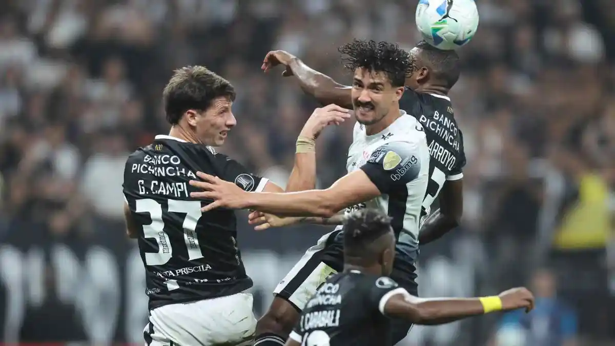 Gustavo Henrique no radar de Grêmio e Santos enquanto o Corinthians busca renovar com o zagueiro, o futuro do jogador segue em aberto. Foto: Reprodução