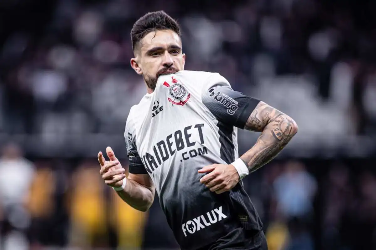 Corinthians enfrenta o Santos, com desfalque de Coronado, mas com esperanças no retornos de Martínez e Ranieli. Foto: Danilo Fernandes / Meu Timão