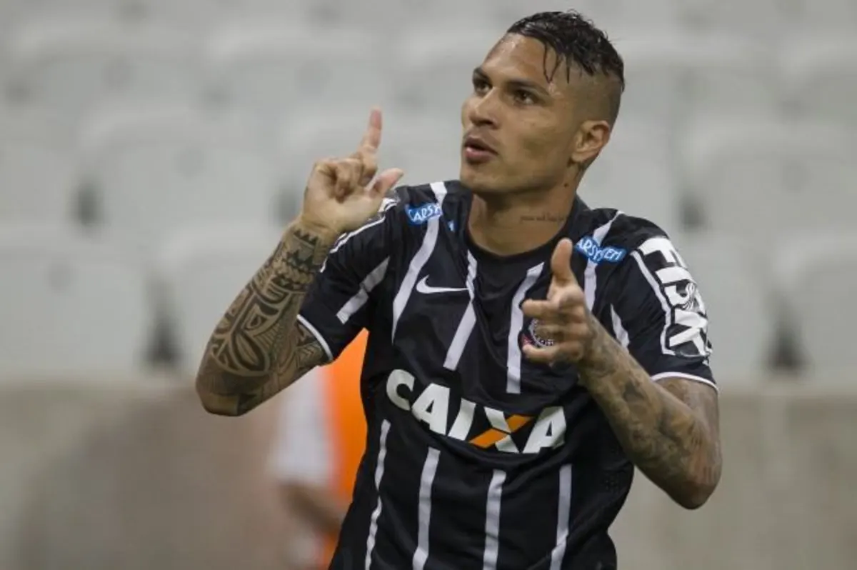 Paolo Guerrero se torna o jogador mais velho a marcar nas Eliminatórias Sul-Americanas, mantendo o Peru na briga por uma vaga na Copa. Foto: Reprodução