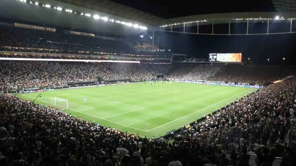 O Corinthians planeja realizar a revitalização do gramado da Neo Química Arena na metade de 2025 - Foto: Jose Manoel Idalgo / Corinthians