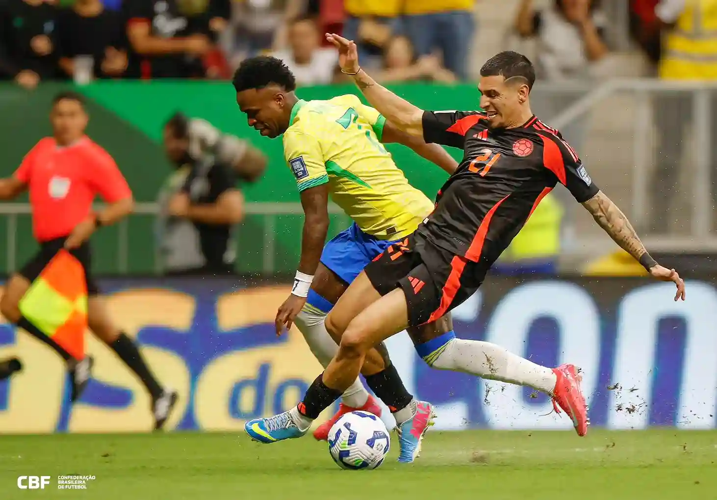 Em entrevista coletiva na sala de imprensa, ex-Corinthians vê Seleção Brasileira em evolução após vitória contra a Colômbia - Foto: Rafael Ribeiro/CBF