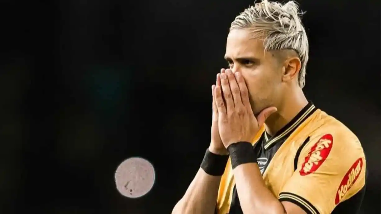 Saiba como camisa 10 do Novorizontino foi dispensado do Corinthians por causa do Twitter
