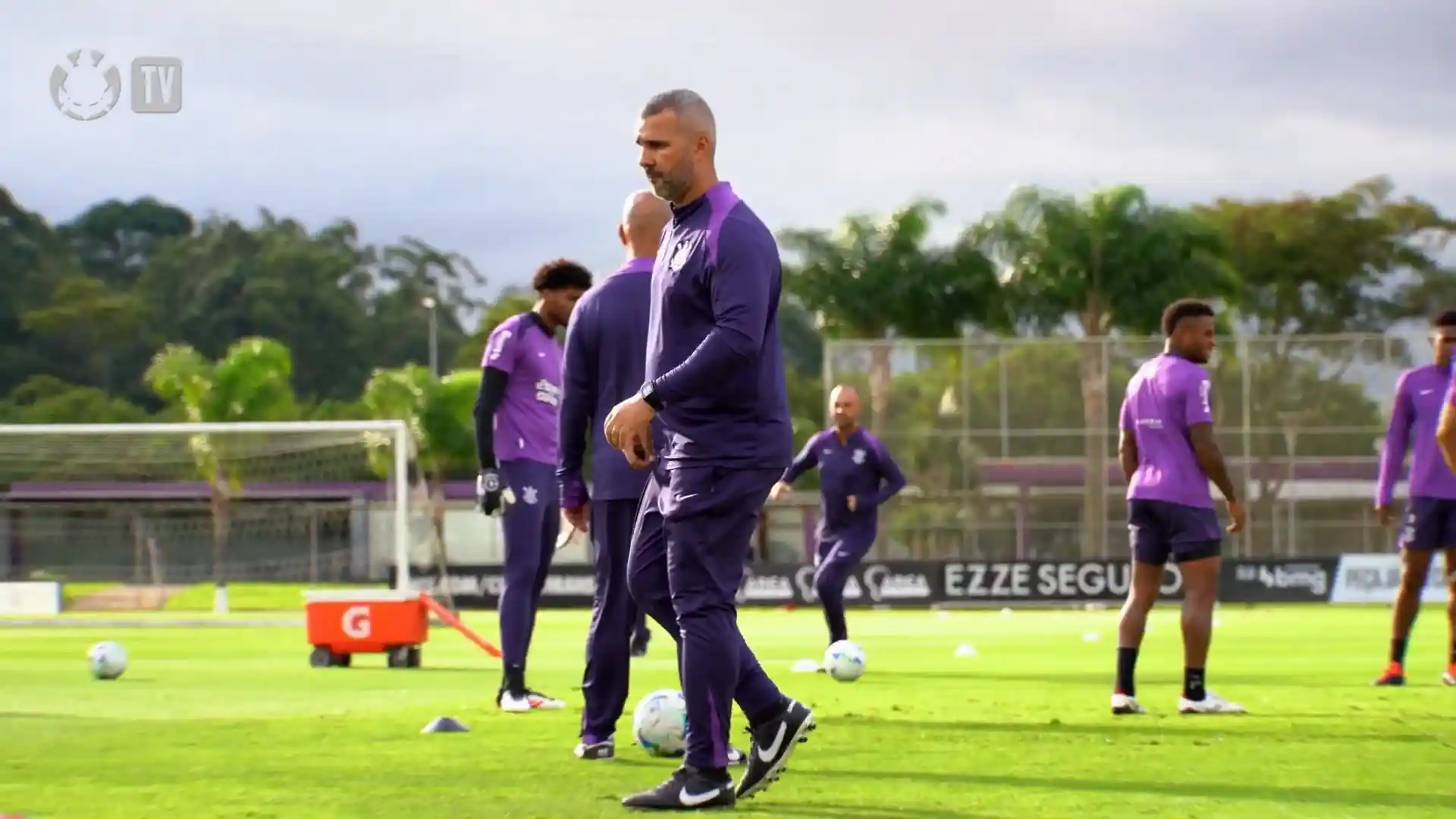 Confira quais jogadores podem deixar o Corinthians na janela de transferências