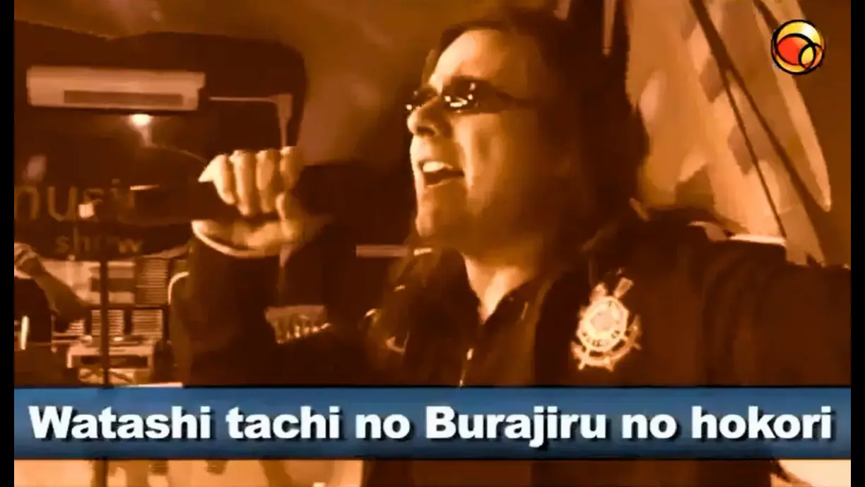 Relembre: André Matos canta o hino do Corinthians em japonês antes do Mundial de Clubes de 2012