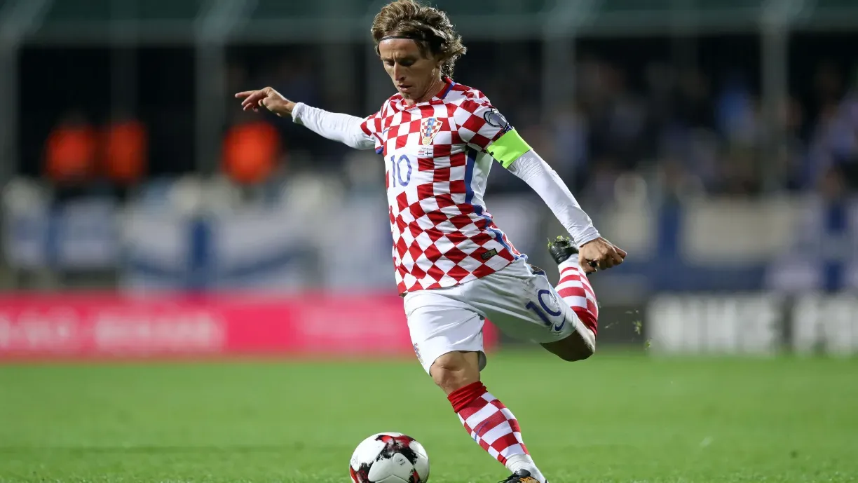 Fiel pede o croata Luka Modrić no Corinthians