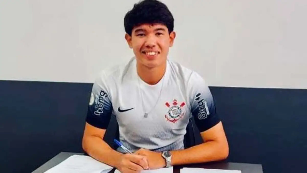 Corinthians registra Fernandinho, atacante com histórico na várzea, e chega a 87 contratações na base em 2024. Foto: Reprodução