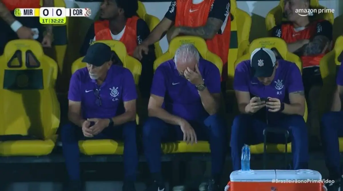 Corinthians vacila no segundo tempo e perde para o Mirassol no Brasileirão