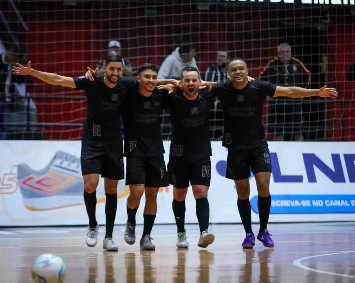 Em busca de mais um título estadual, o Timão disputa a final da Taça SP com o apoio da Fiel e olhos voltados para o topo do futsal paulista. Foto: Reprodução