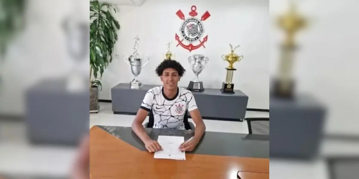 Ex-Corinthians processa clube do interior por erro
