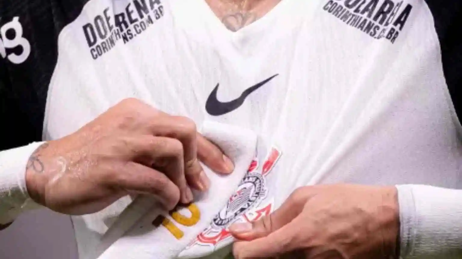 Corinthians negocia com Adidas e pode encerrar parceria histórica com a Nike, iniciando nova era no fornecimento de material esportivo. Foto: Reprodução