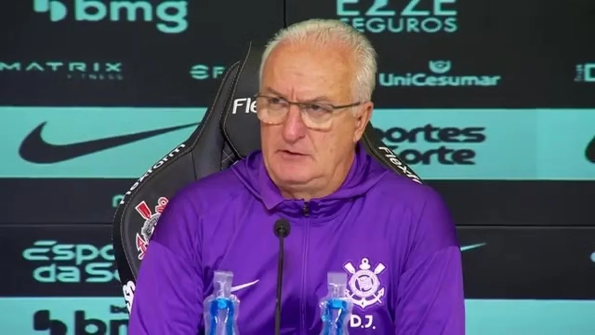 Dorival Júnior vê melhora defensiva, mas queda na produção ofensiva do Corinthians: "Está devendo"