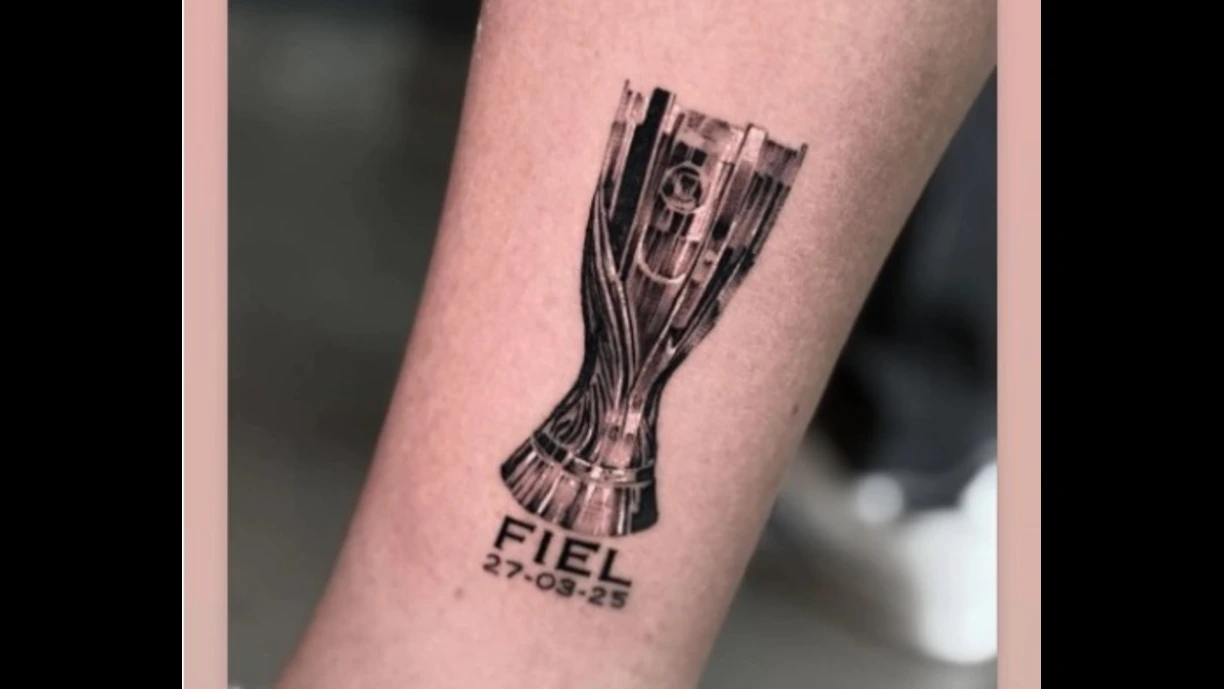 Emiliano Díaz registrou na pele o título do Campeonato Paulista conquistado com o Corinthians - Foto: Reprodução/Instagram