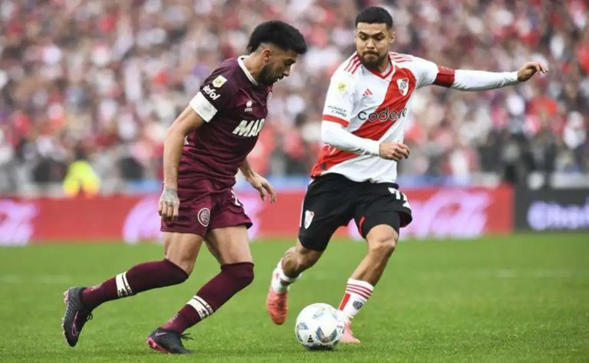 Negociação com Paulo Díaz não avança, e Corinthians busca alternativas para reforçar a defesa
