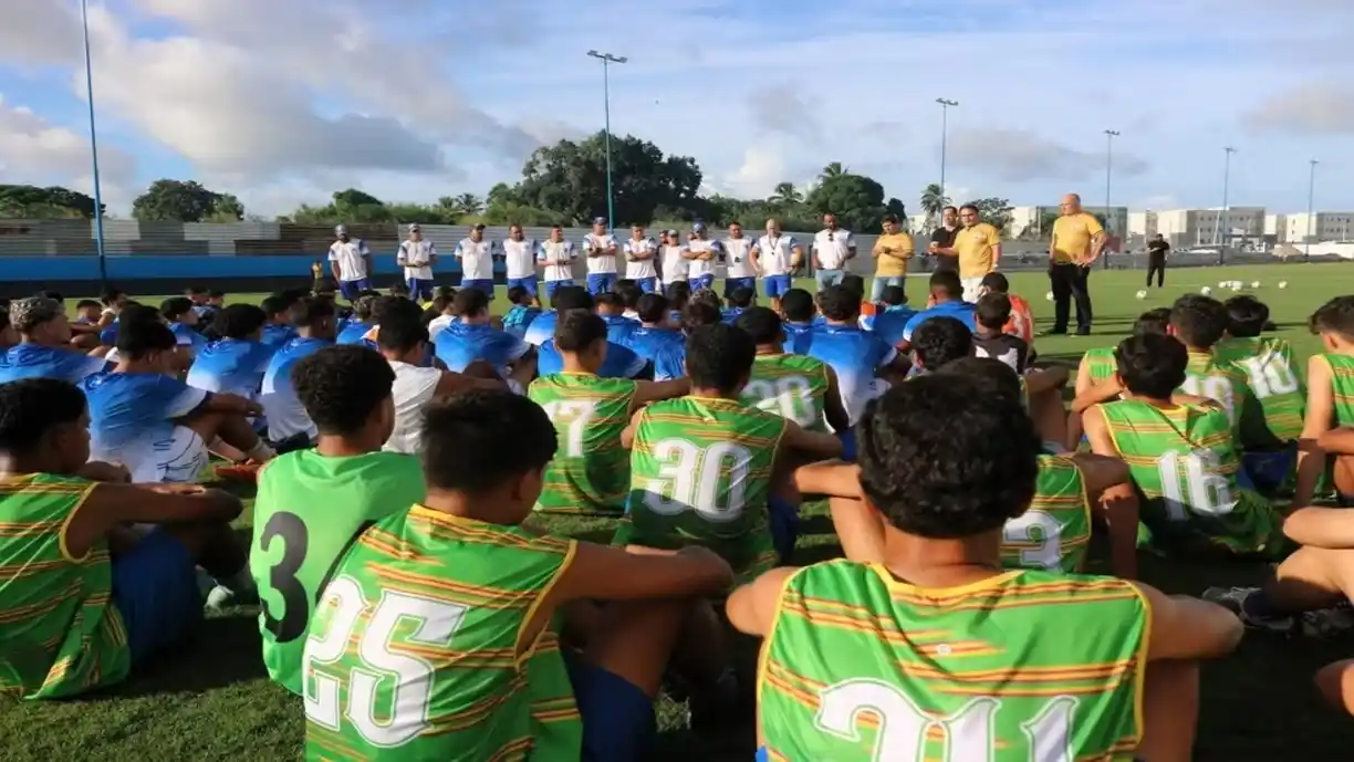 Ex-Corinthians visita SAF de time no Rio Grande do Norte e conversa com jovens atletas - Foto: Jocaff Souza/QFC SAF