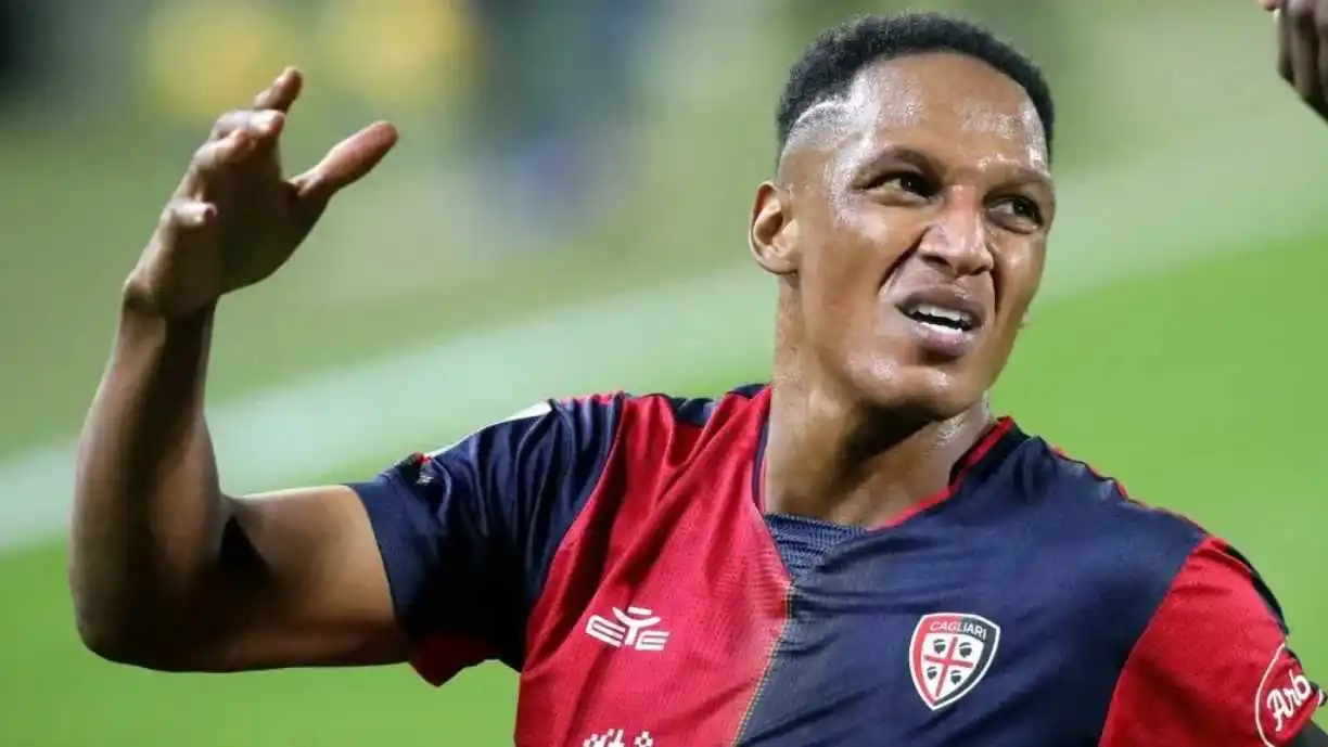 Corinthians desiste da contratação de Yerry Mina