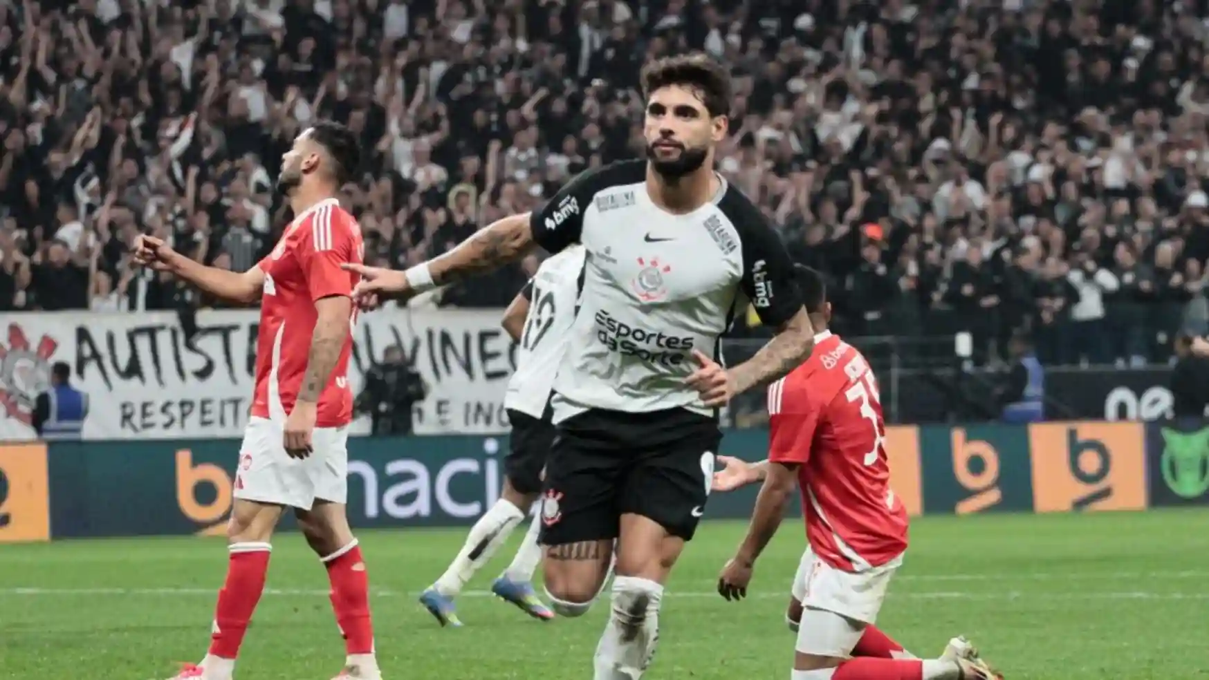 Com show de Yuri Alberto, Corinthians derrota o Inter e vence em casa no Campeonato Brasileiro - Foto: Peter Leone/O Fotografico - Gazeta Press