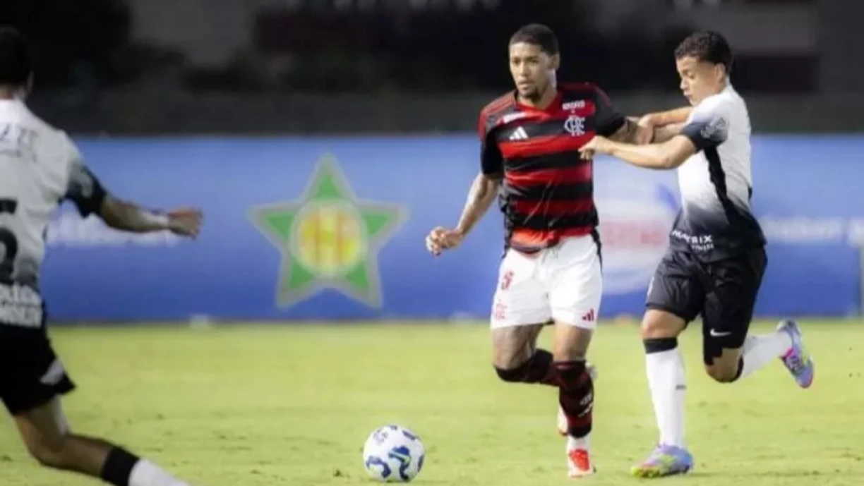 Corinthians vira sobre o Flamengo pelo Brasileiro Sub-20