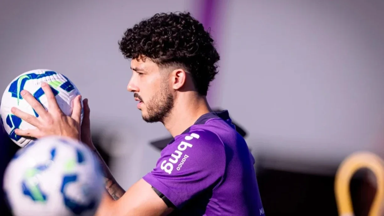 Este é o início da nova fase de tratamento do jogador, portanto, ainda não há uma previsão para que o zagueiro volte a jogar | Rodrigo Coca/Agência Corinthians