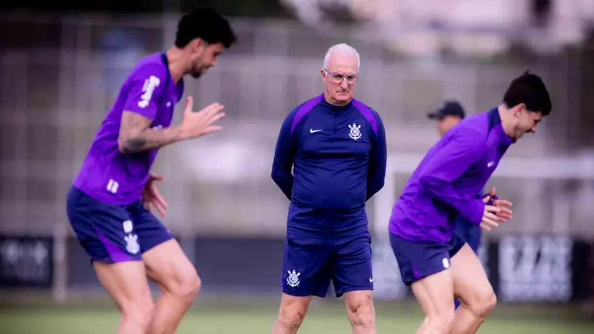 Treino do Corinthians: Dorival monta esquema tático para encarar o Grêmio