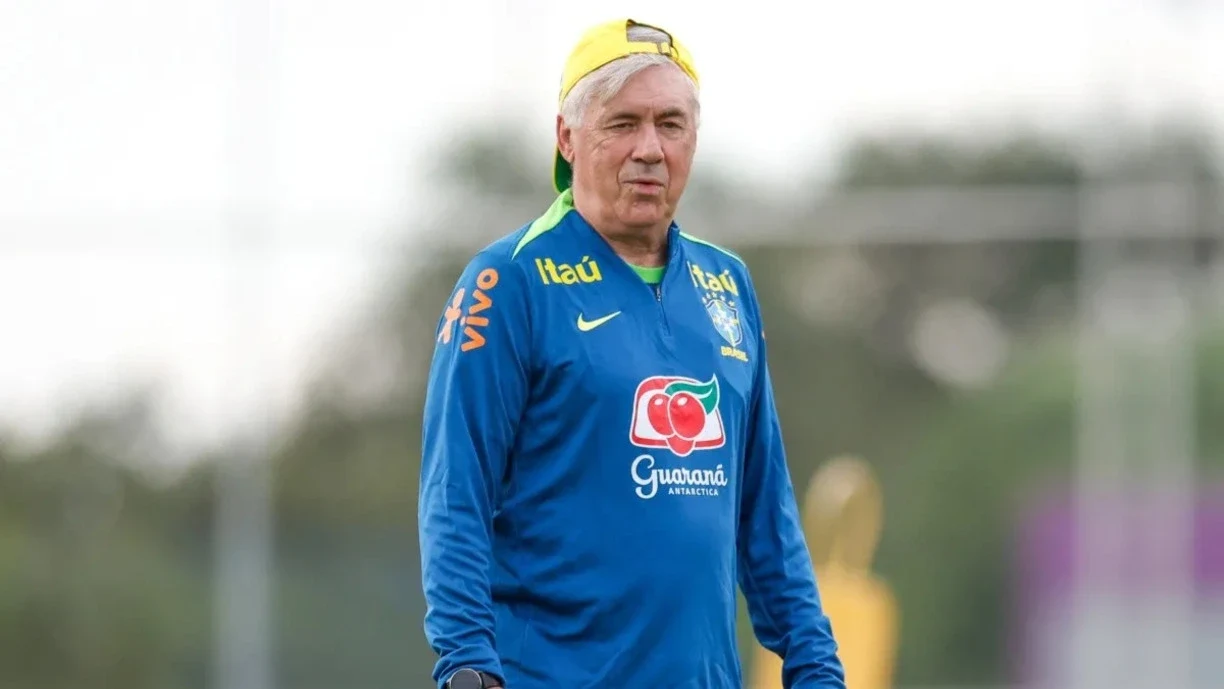 Carlo Ancelotti fala sobre partida entre Brasil e Paraguai, na Neo Química Arena, estádio do Corinthians - Foto: Rafael Ribeiro / CBF