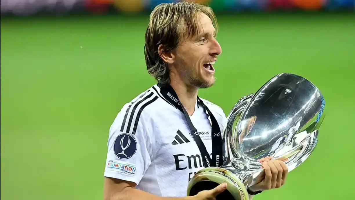 Luka Modric sai do Real Madrid após 13 anos e múltiplos títulos. Ele era sonho da torcida do Corinthians - Foto: Reuters /Jennifer Lorenzini 