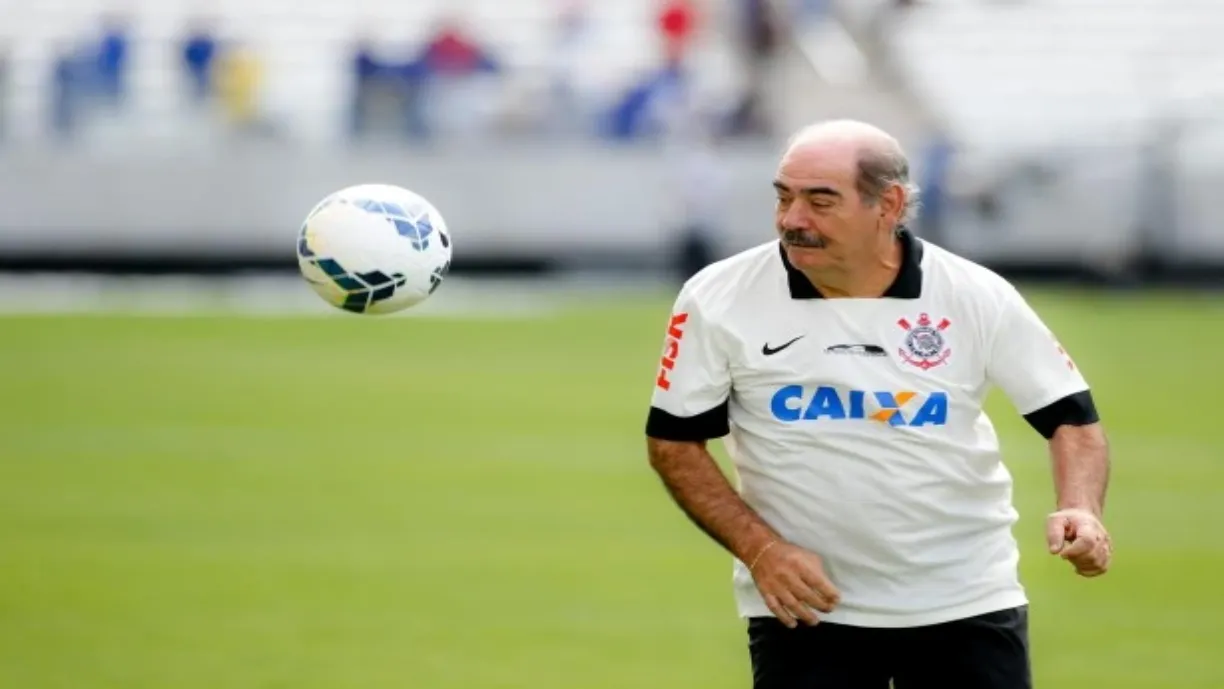 Campeão da Copa de 70, o ex-jogador criticou duramente a decisão do alvinegro sobre jogadores na Data Fifa, gerando polêmica - Foto: Reprodução